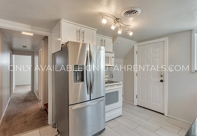 322 E Robert Ave #1 — Photo 8