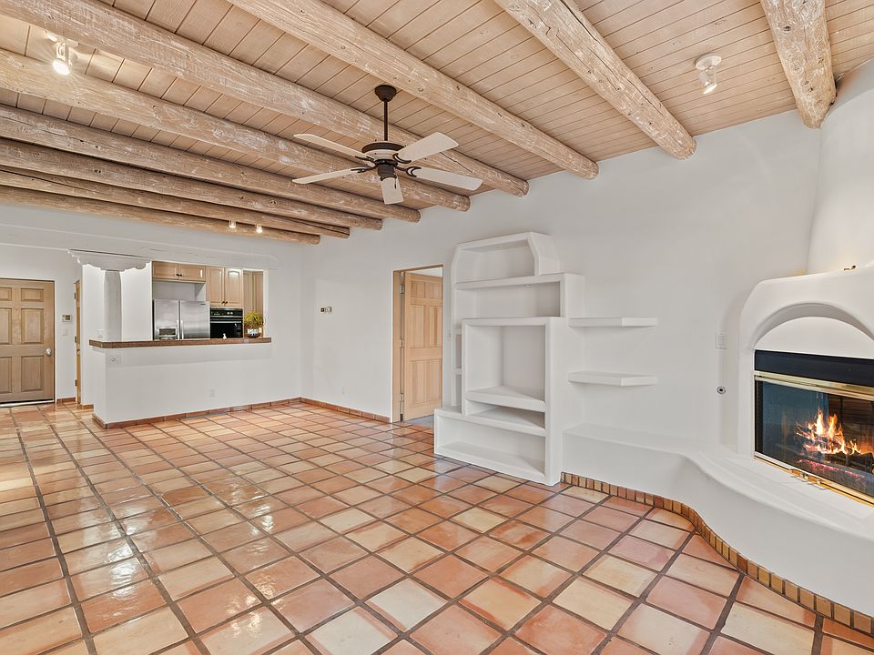Living Area / Kitchen