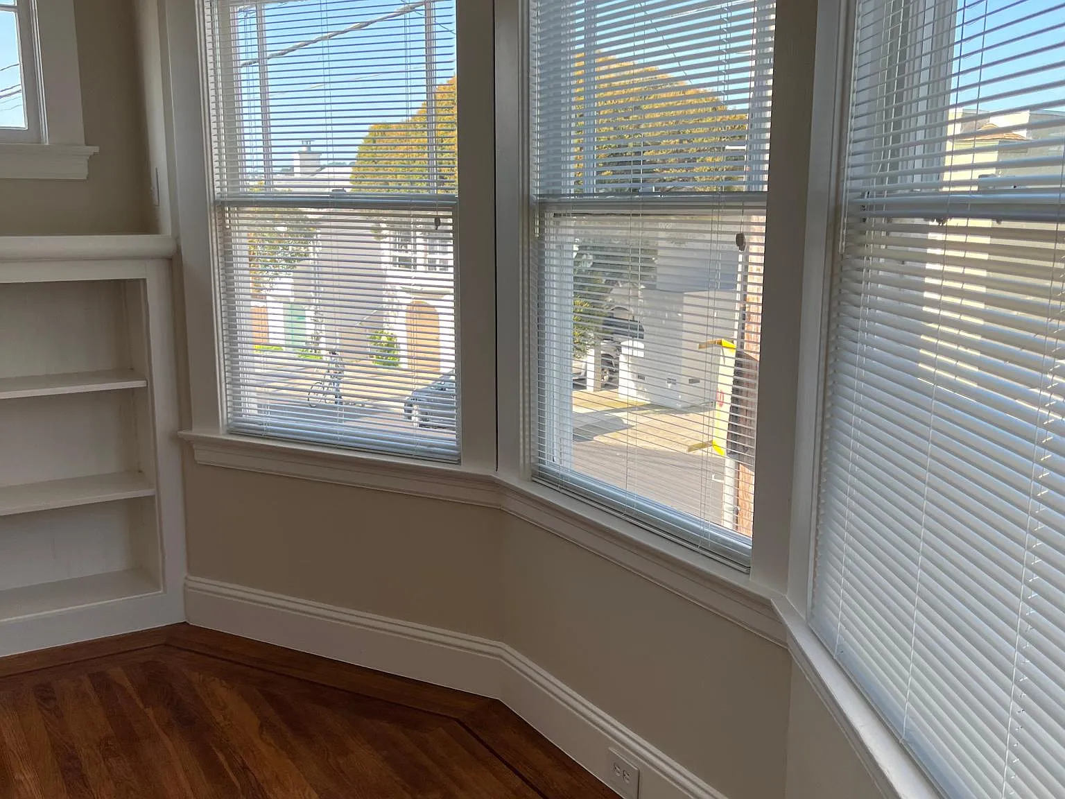 500 Templeton Ave — Photo 2