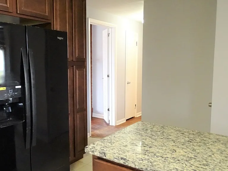 1656 Esbenshade Rd — Photo 5