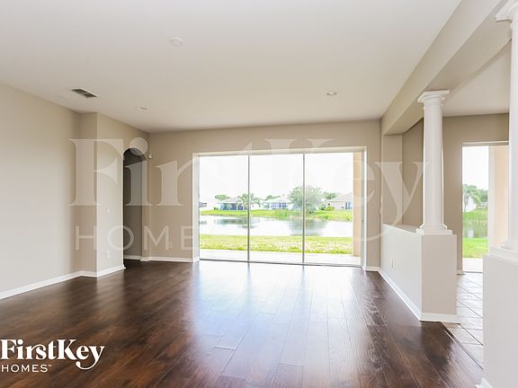 2nd image of 2520 Yukon Cliff Dr