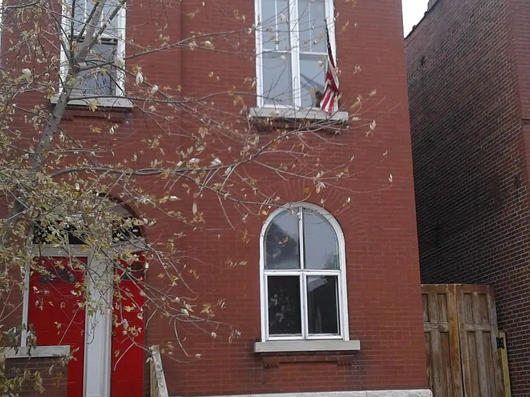 3924 Iowa Ave #1F — Photo 1