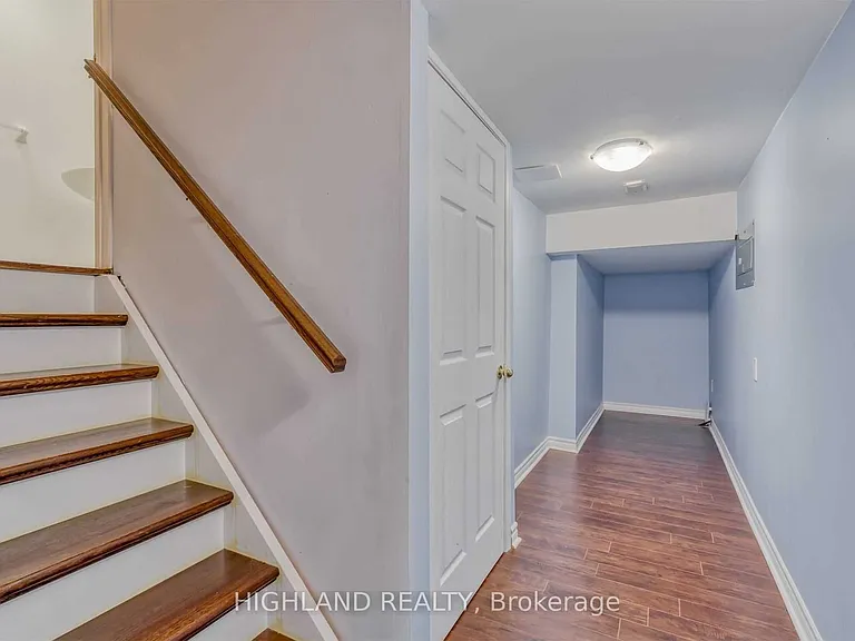 763 Millworks Cres — Photo 13