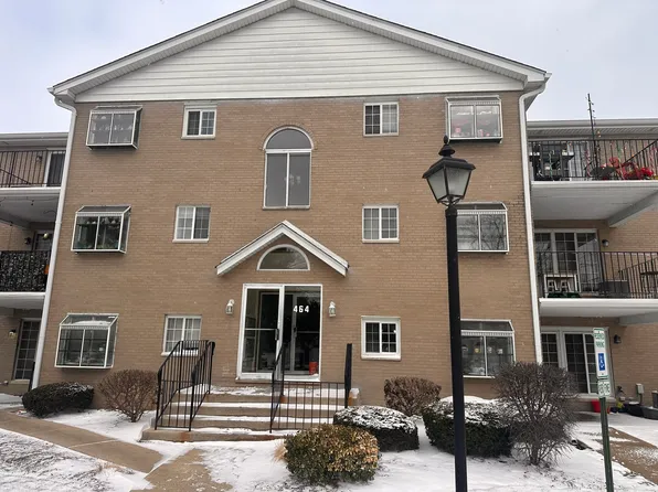 464 S President St APT 204, Carol Stream, IL 60188