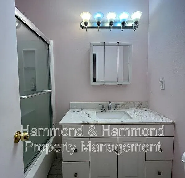 5400 Newcastle Ave #43 — Photo 10