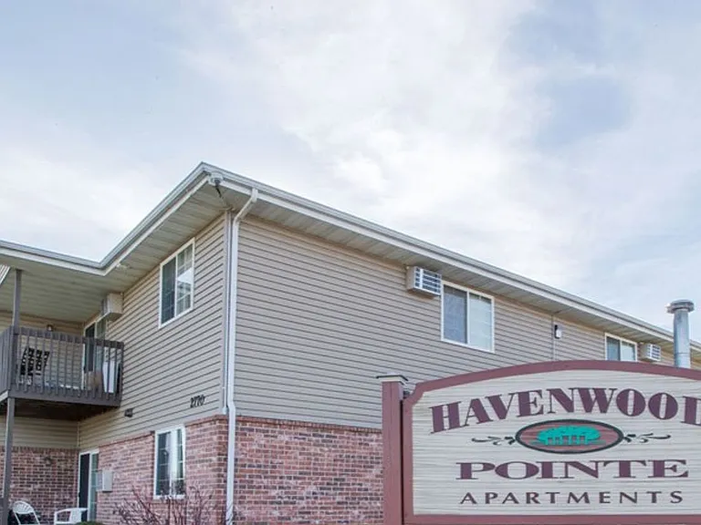 Havenwood Pointe Apartments — Photo 38