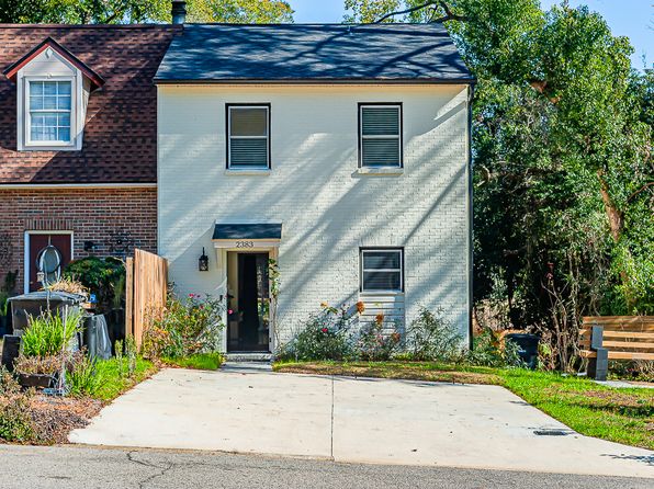 2383 Gregory Dr