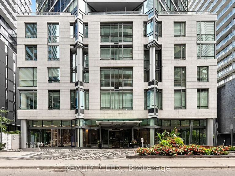 45 Charles St E #1808 — Photo 3