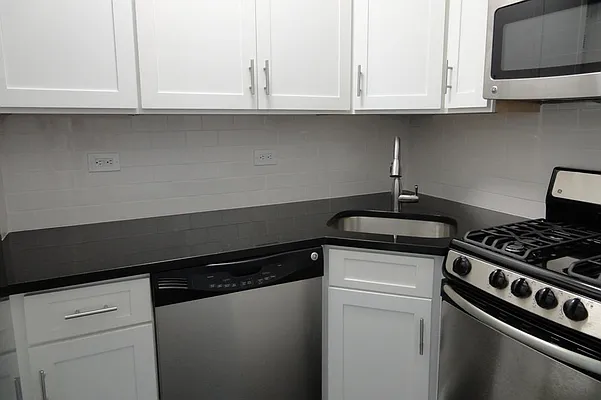 Sold by Corcoran | media 3