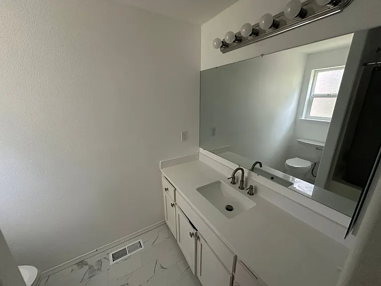 18226 Big Fir Ct SE — Photo 27