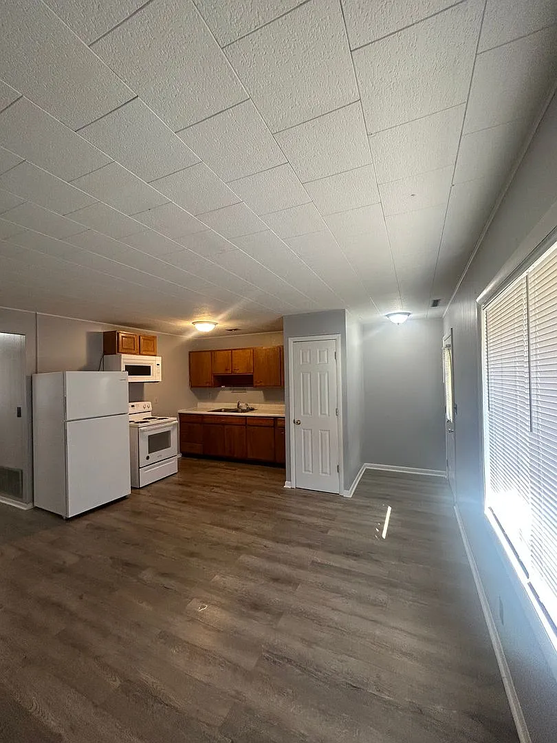 3526 Samuel Milroy Road — Photo 3