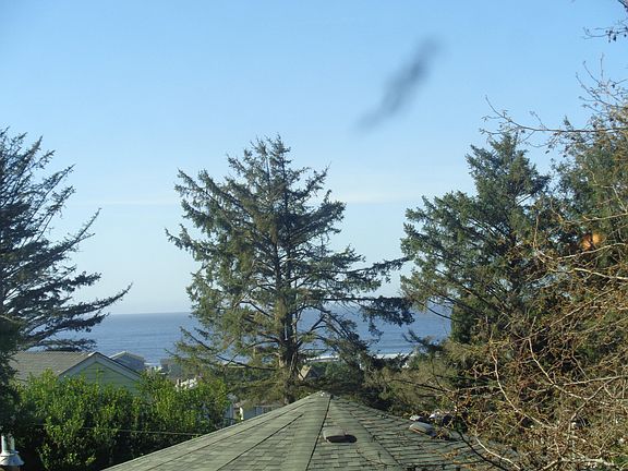 4th image of 3238 NW Quay Dr