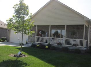 5365 E Commons West Dr, Mooresville, IN 46158