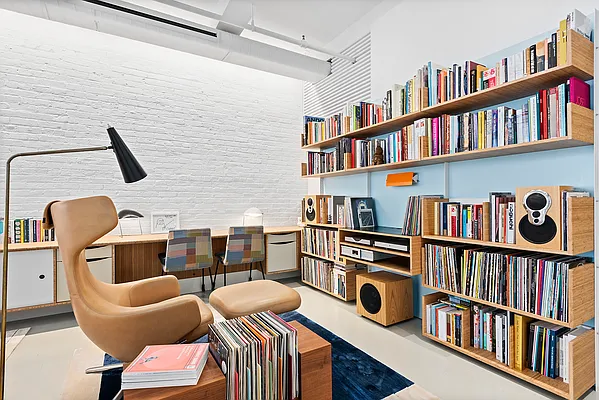 Sold by Compass | media 3