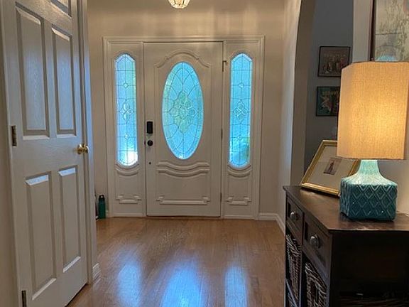 3rd image of 617 SE Evergreen Dr