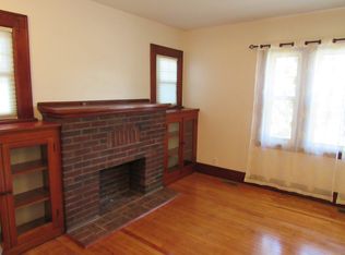 8 Barnes Pl, Bloomfield, NJ 07003