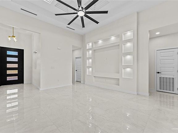 4th image of 3320 E Kidd Ave