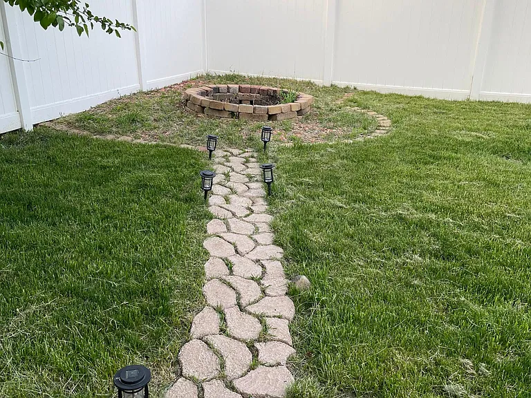 3050 Long Grove Ln — Photo 7