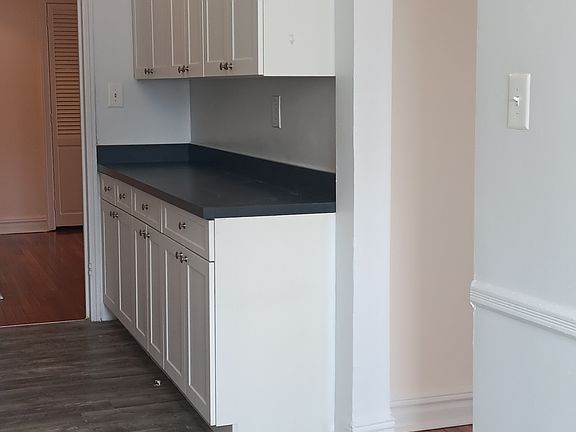 5th image of 11155 77th Ave APT 4F