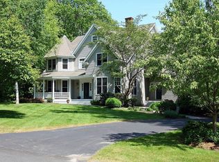 19 Stonegate Rd, Cape Elizabeth, ME 04107