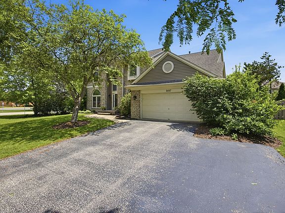 4th image of 1497 Lilac Dr
