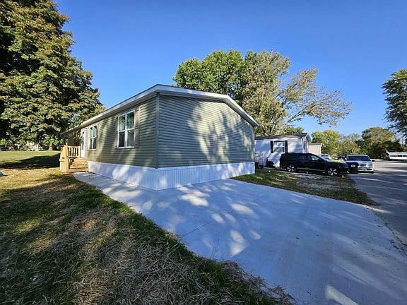 2nd image of 1338 W Ashley Rd #28