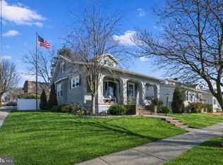 801 Chandler St, Philadelphia, PA 19111