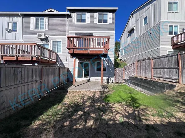 12996 SE 155th Ave — Photo 26