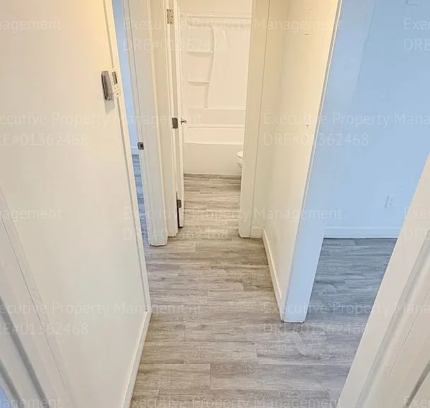 2238 Lindora St — Photo 23