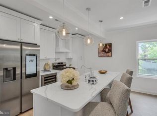 4252 Dix St NE, Washington, DC 20019