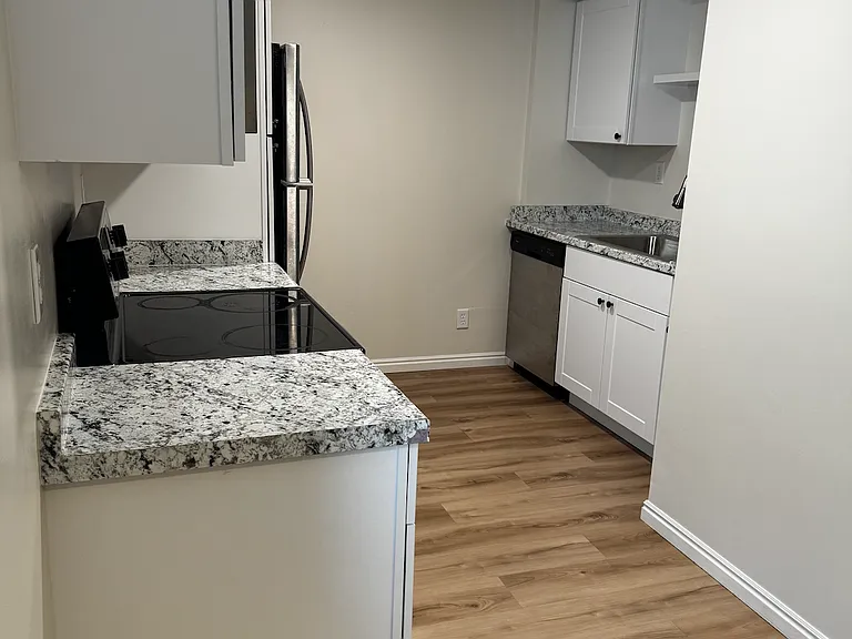 5679 W 11350 N — Photo 3