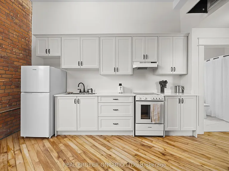 150 Mill St #207 — Photo 4