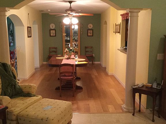 Dining room / 4 arches view
