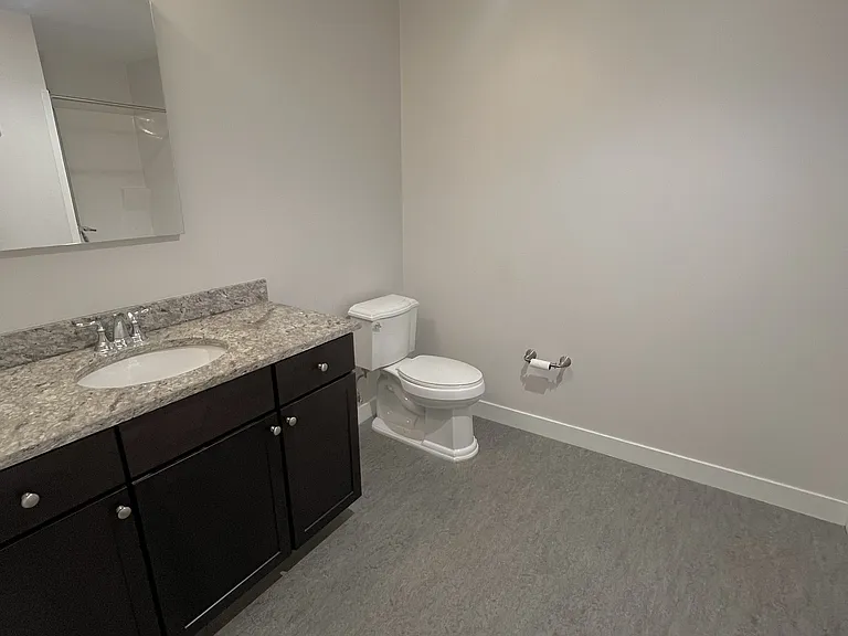 359 Main St #307 — Photo 9
