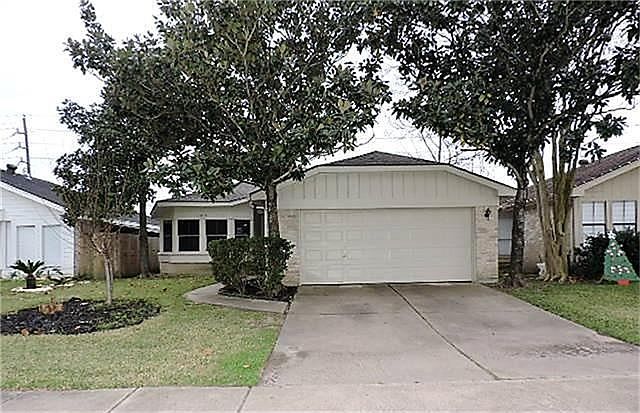 1st image of 11015 White Oak Bend Dr