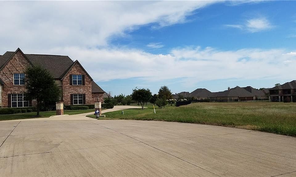2nd image of 6807 Greenhill Ct
