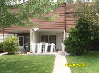 15909 Debra Dr, Oak Forest, IL 60452