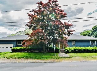 52 Brook St, Methuen, MA 01844