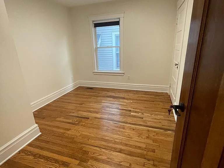 412 E William St — Photo 15