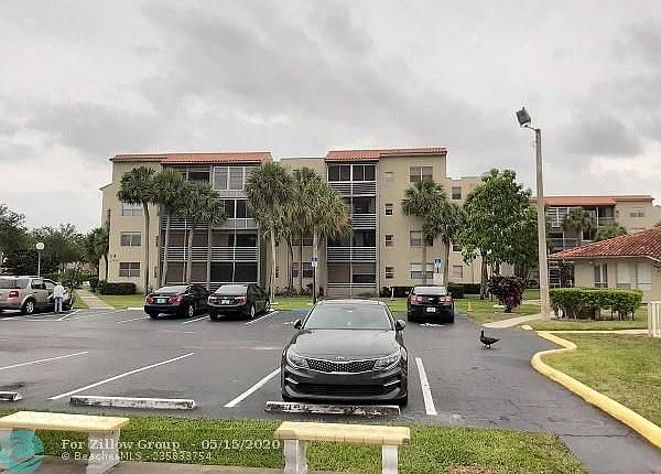 1st image of 1830 N Lauderdale Ave APT 4302
