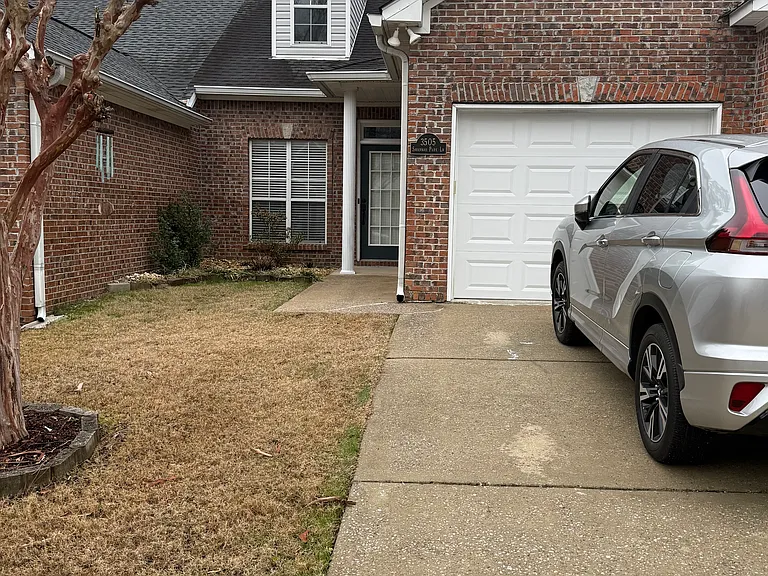 3505 Savannah Park Ln — Photo 1