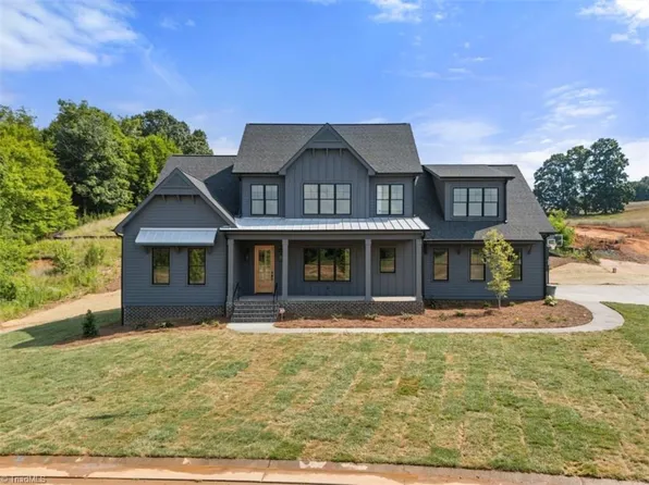 583 Brookberry Farm Cir, Winston Salem, NC 27106