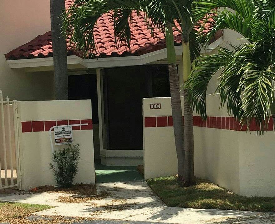 1st image of 1004 San Remo Cir