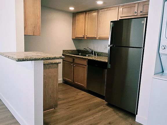 3rd image of 12440 N 20TH Street #217