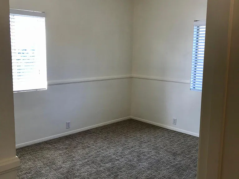 1321 Sapphire Ave — Photo 21