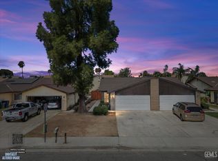 2729 Agate St, Bakersfield, CA 93304