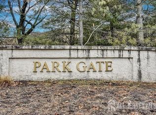 23 Nicole Ter, Edison, NJ 08820