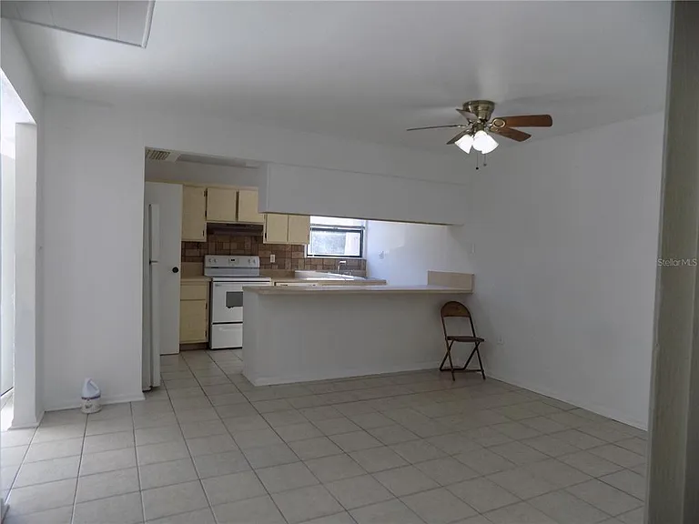 2811 SW Archer Rd #X201 — Photo 10