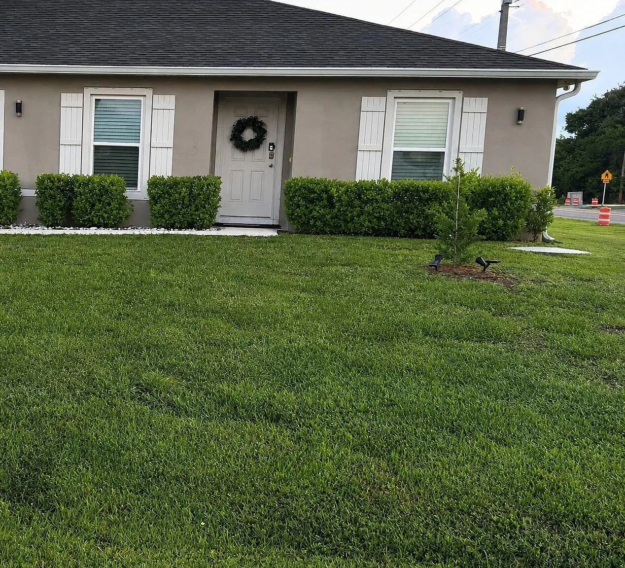 3 bed, 2.0 bath, 1552 sqft, $2,900 — Photo 1