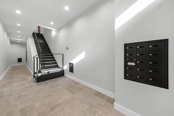 Rented by Compass | media 12